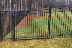 black-aluminum-fencing18