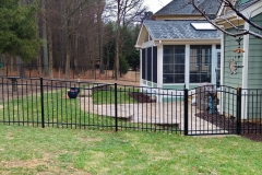 black-aluminum-fencing20