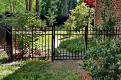 black-aluminum-fencing38