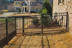 black-aluminum-fencing44