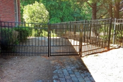 black-aluminum-fencing46