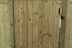 capped-wood-fencing10
