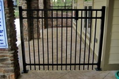 sentinel-aluminum-fencing12