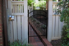 sentinel-aluminum-fencing44