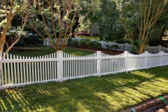 vinyl-picket-fencing1