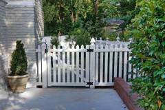 vinyl-picket-fencing25