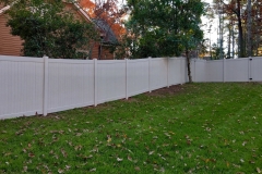 vinyl-privacy-fencing19