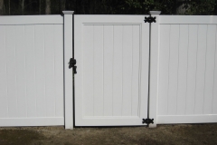 vinyl-privacy-fencing2
