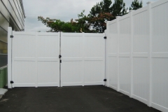 vinyl-privacy-fencing30
