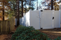 vinyl-privacy-fencing6