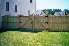 wood-privacy-fence13