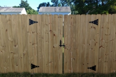 wood-privacy-fence3